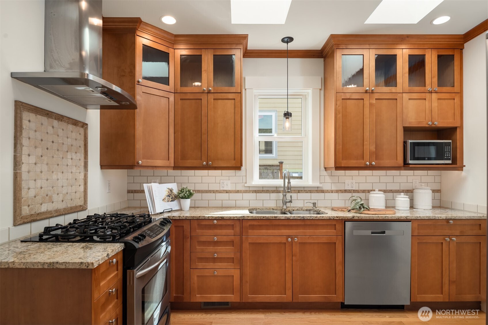1826 31st Avenue , Seattle, WA 98122