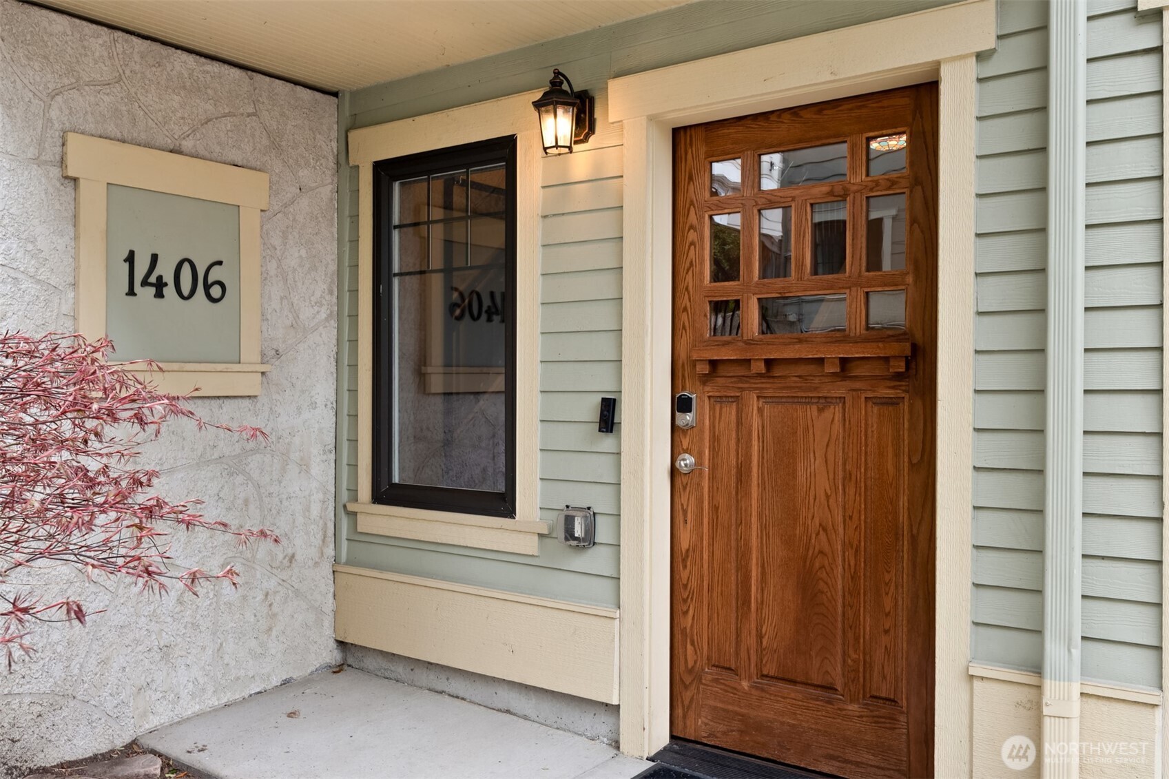 1406 N 38th Street , Seattle, WA 98103