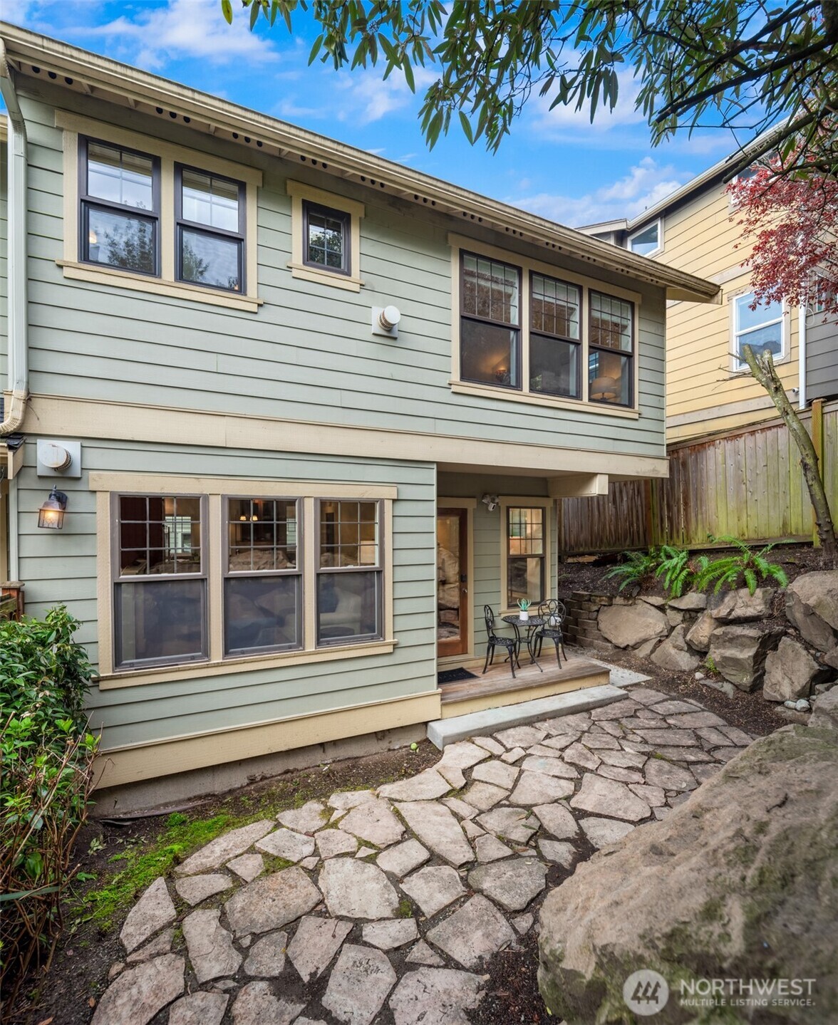 1406 N 38th Street , Seattle, WA 98103