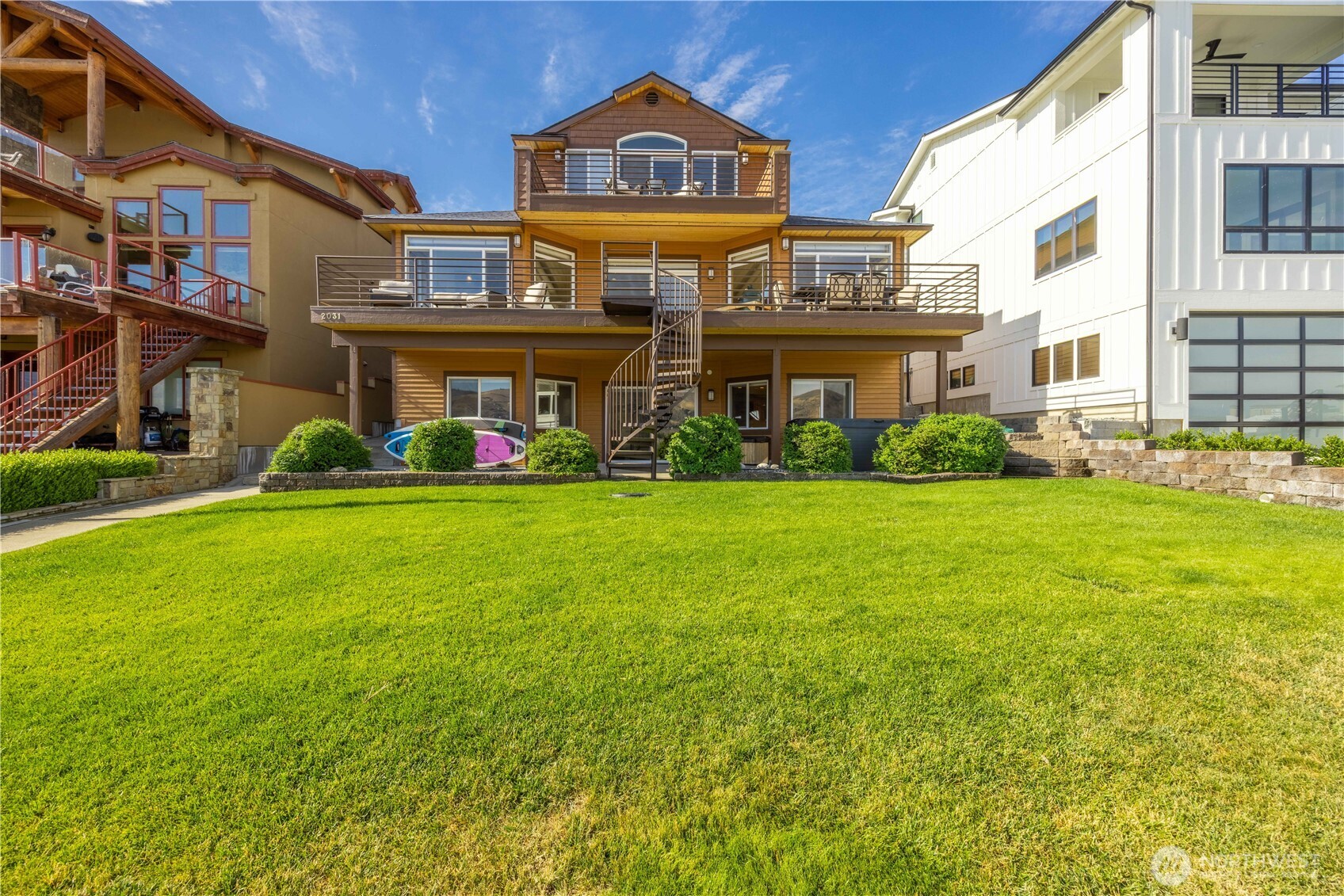 2031 W Terrace Avenue , Chelan, WA 98816