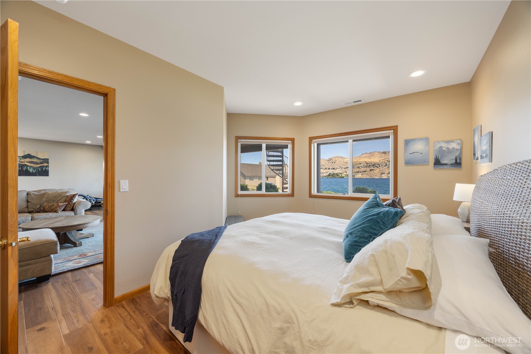 2031 W Terrace Avenue , Chelan, WA 98816