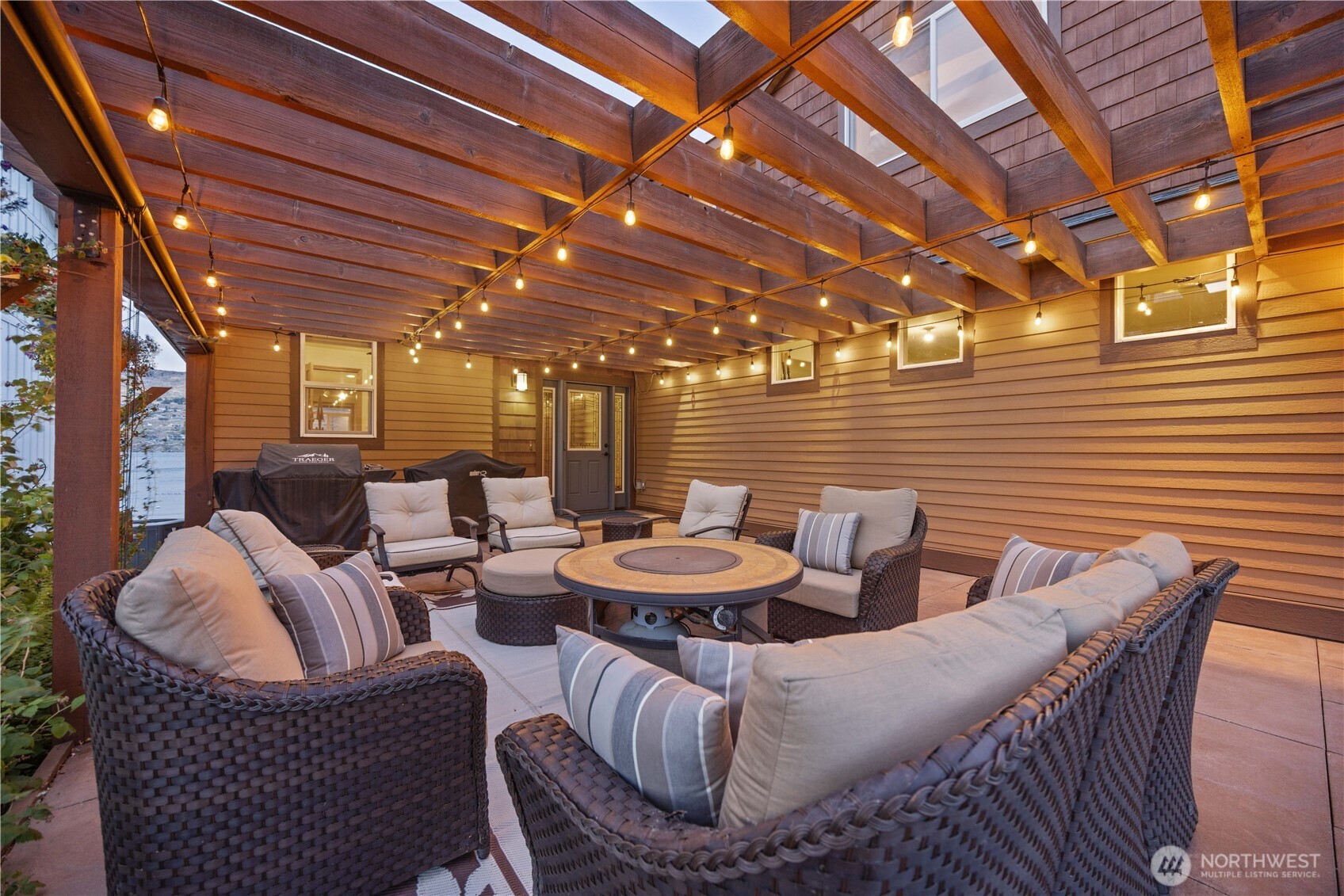 2031 W Terrace Avenue , Chelan, WA 98816