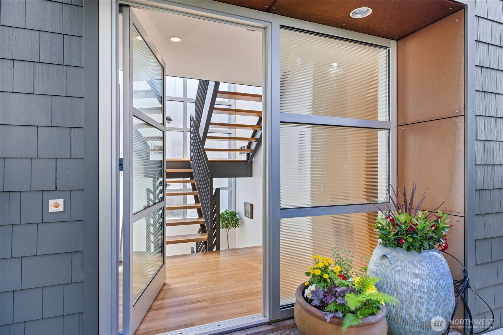1953 9th Avenue W, Seattle, WA 98119