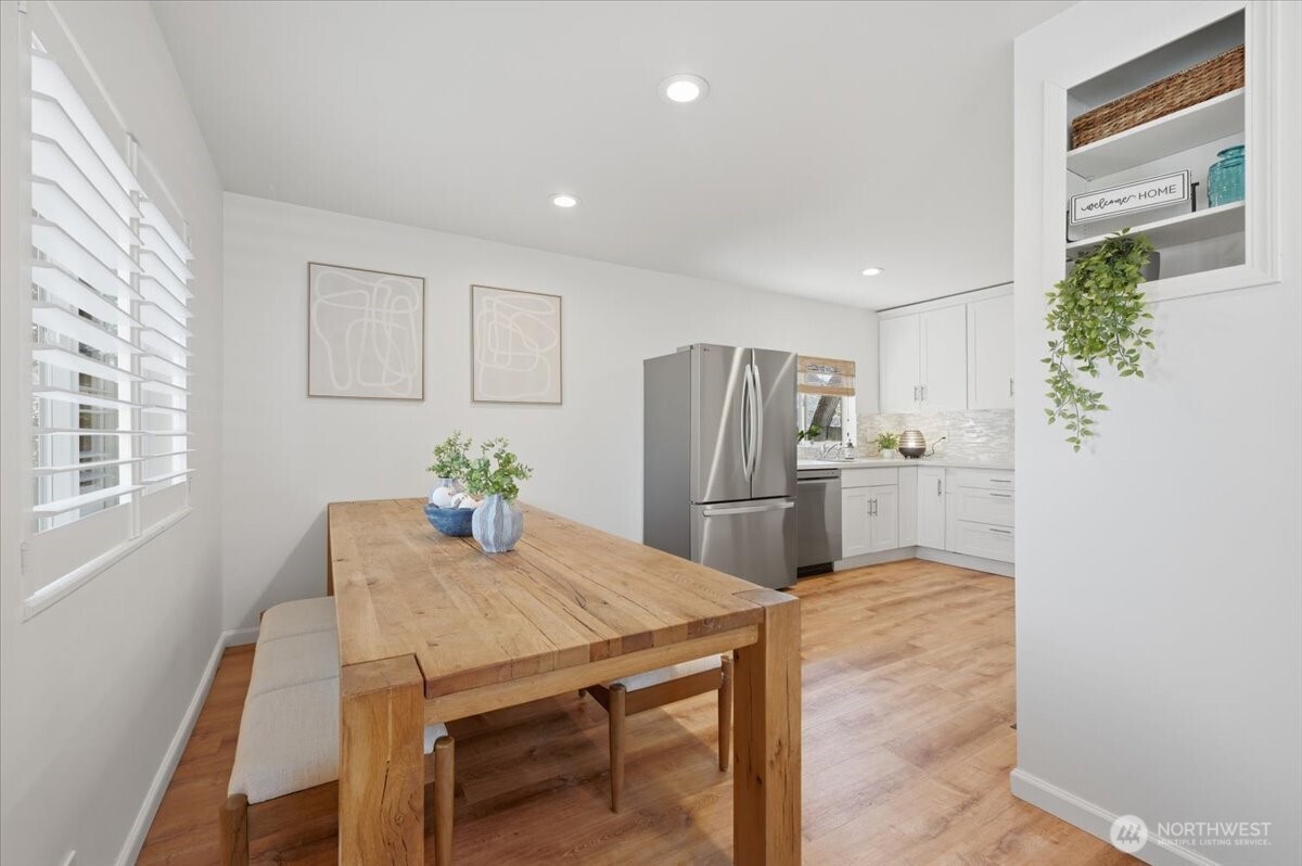 1715 SW Trenton Street , Seattle, WA 98106