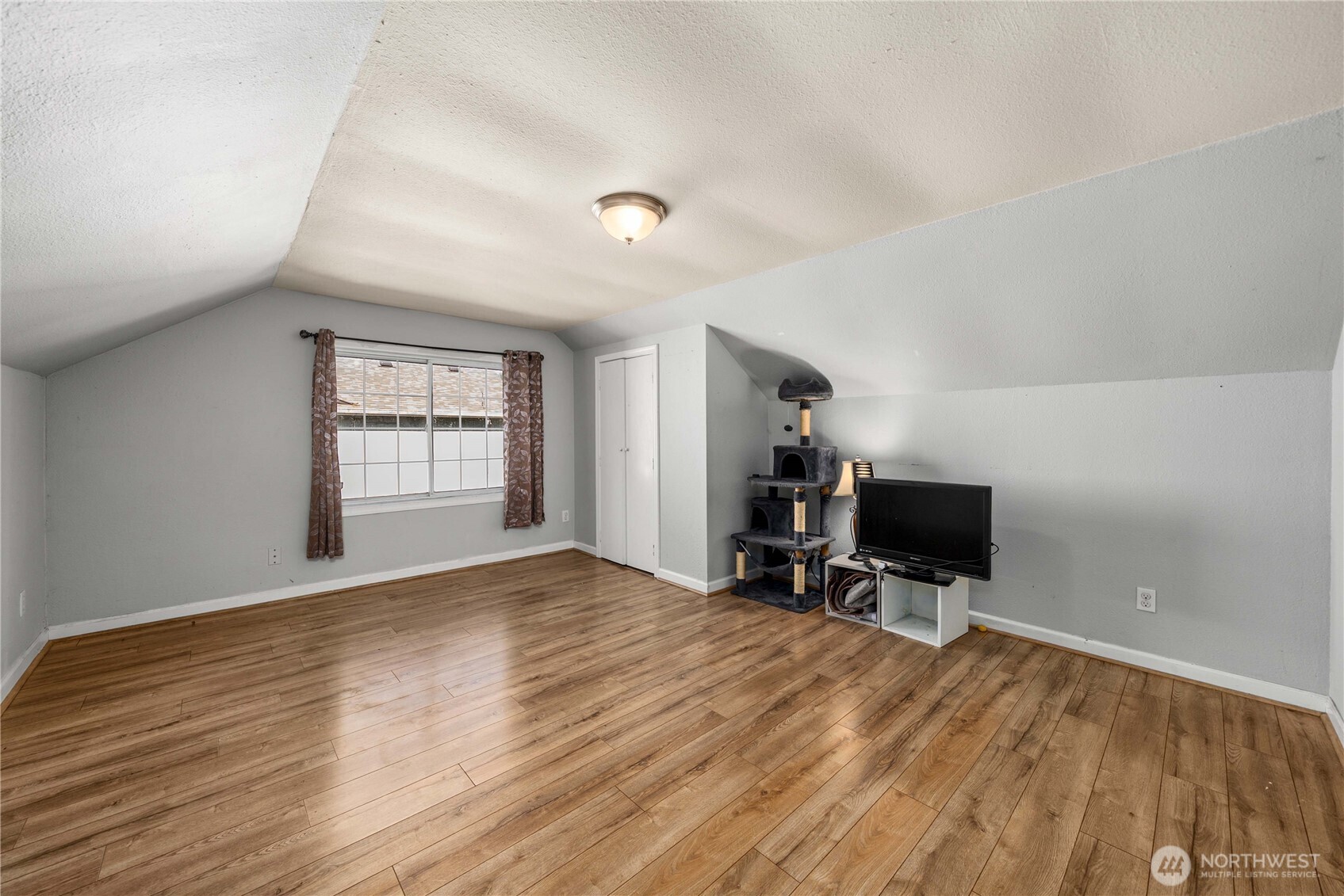 810 98th Street S, Tacoma, WA 98501