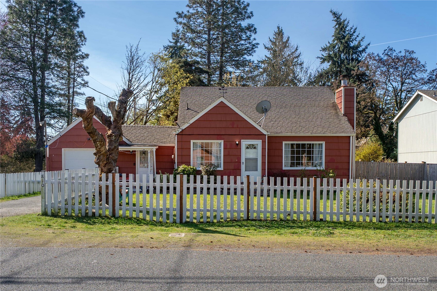 810 98th Street S, Tacoma, WA 98501