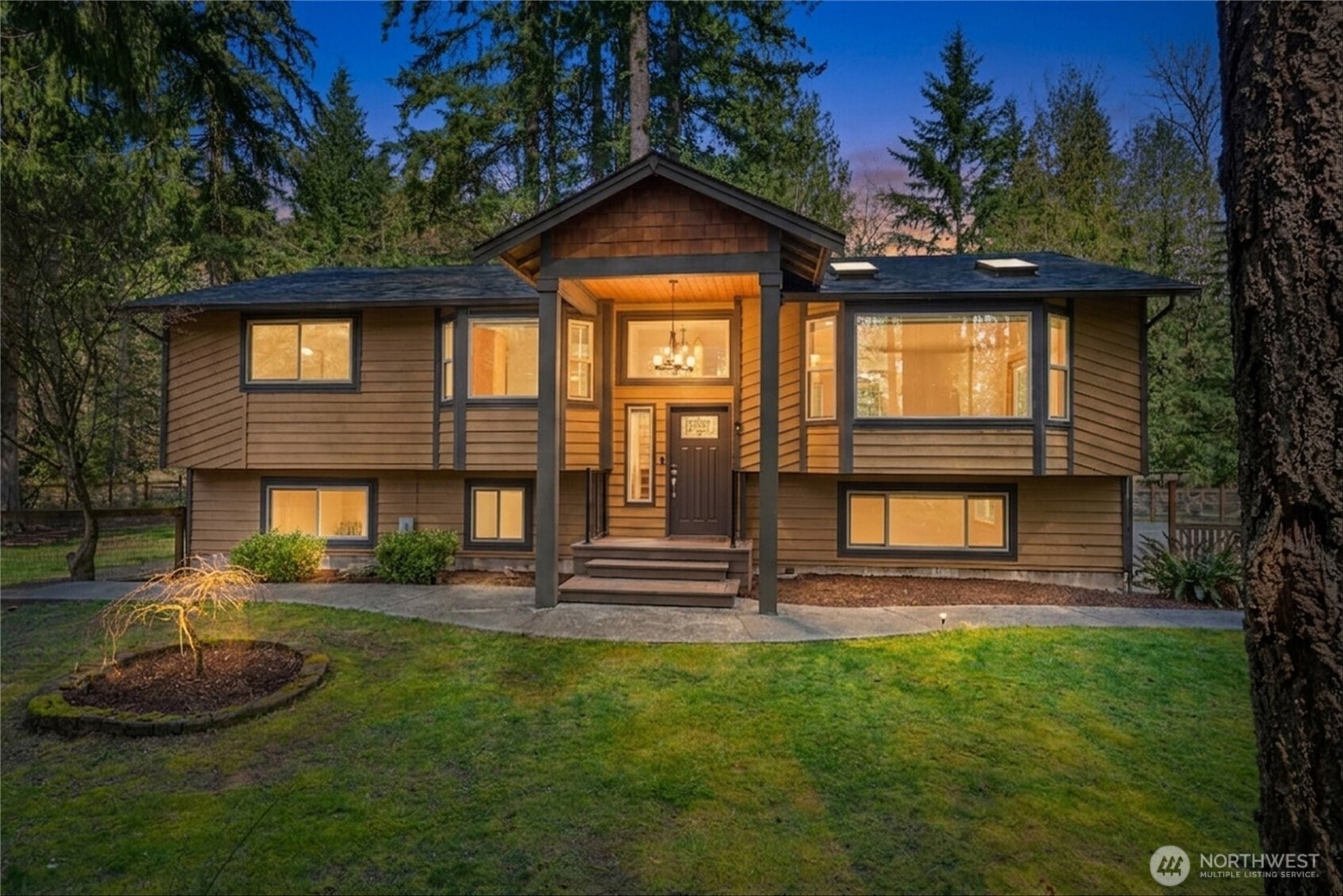 27422 SE 236th Street , Maple Valley, WA 98038
