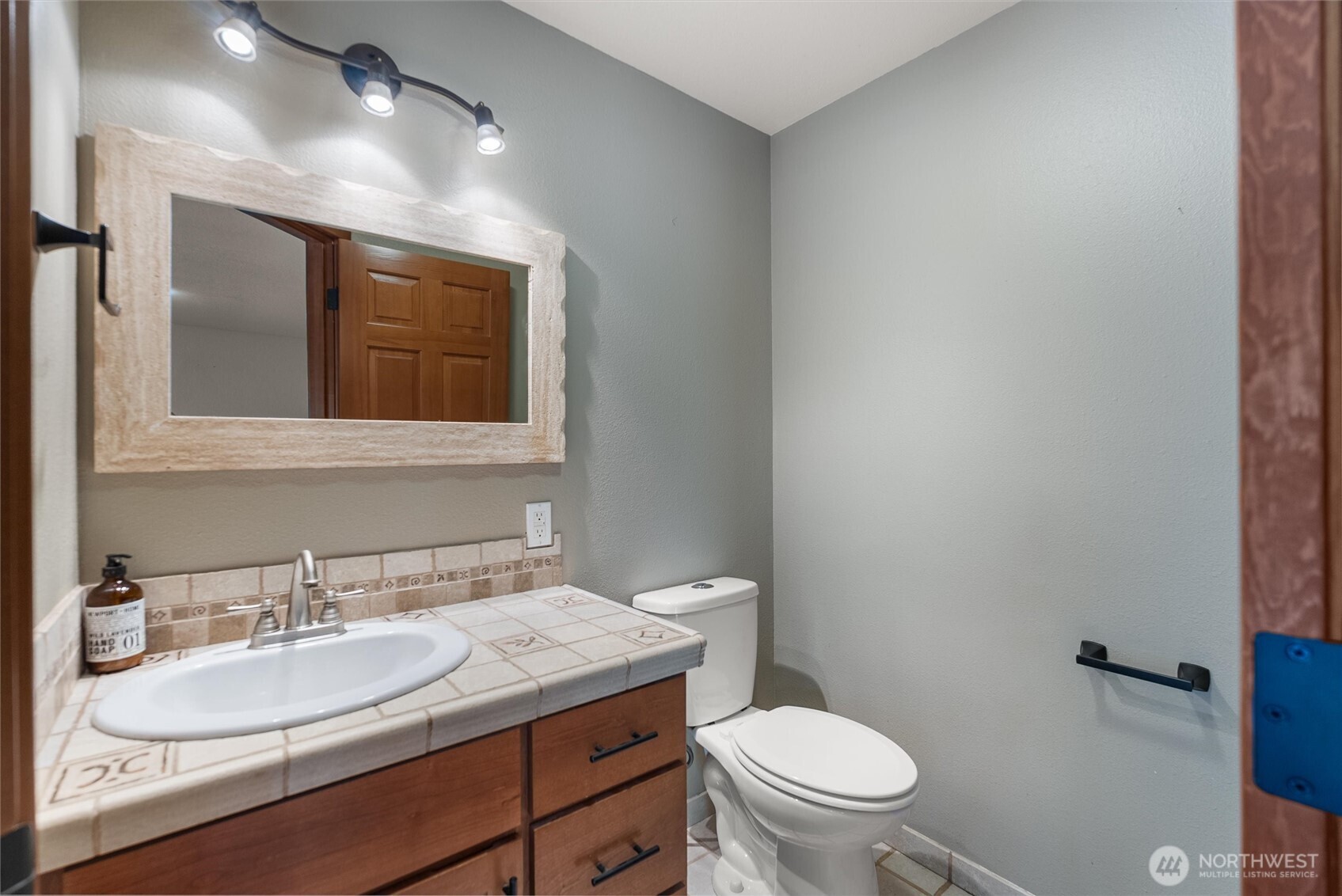 27422 SE 236th Street , Maple Valley, WA 98038