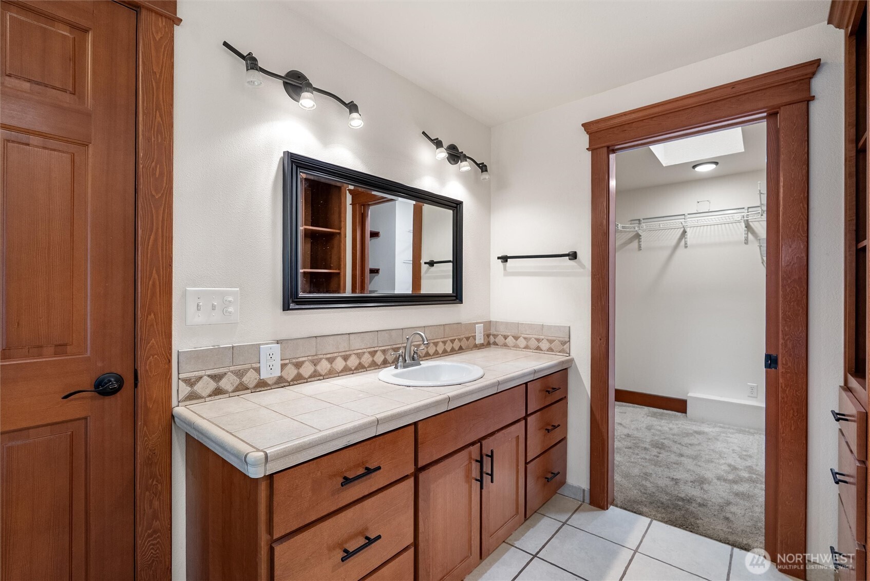 27422 SE 236th Street , Maple Valley, WA 98038