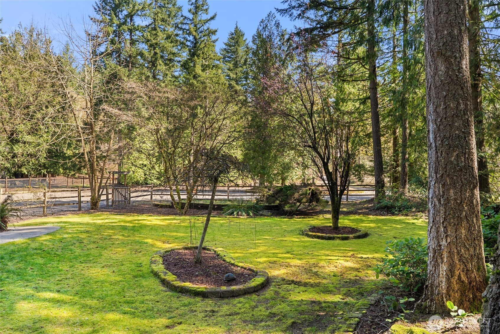 27422 SE 236th Street , Maple Valley, WA 98038