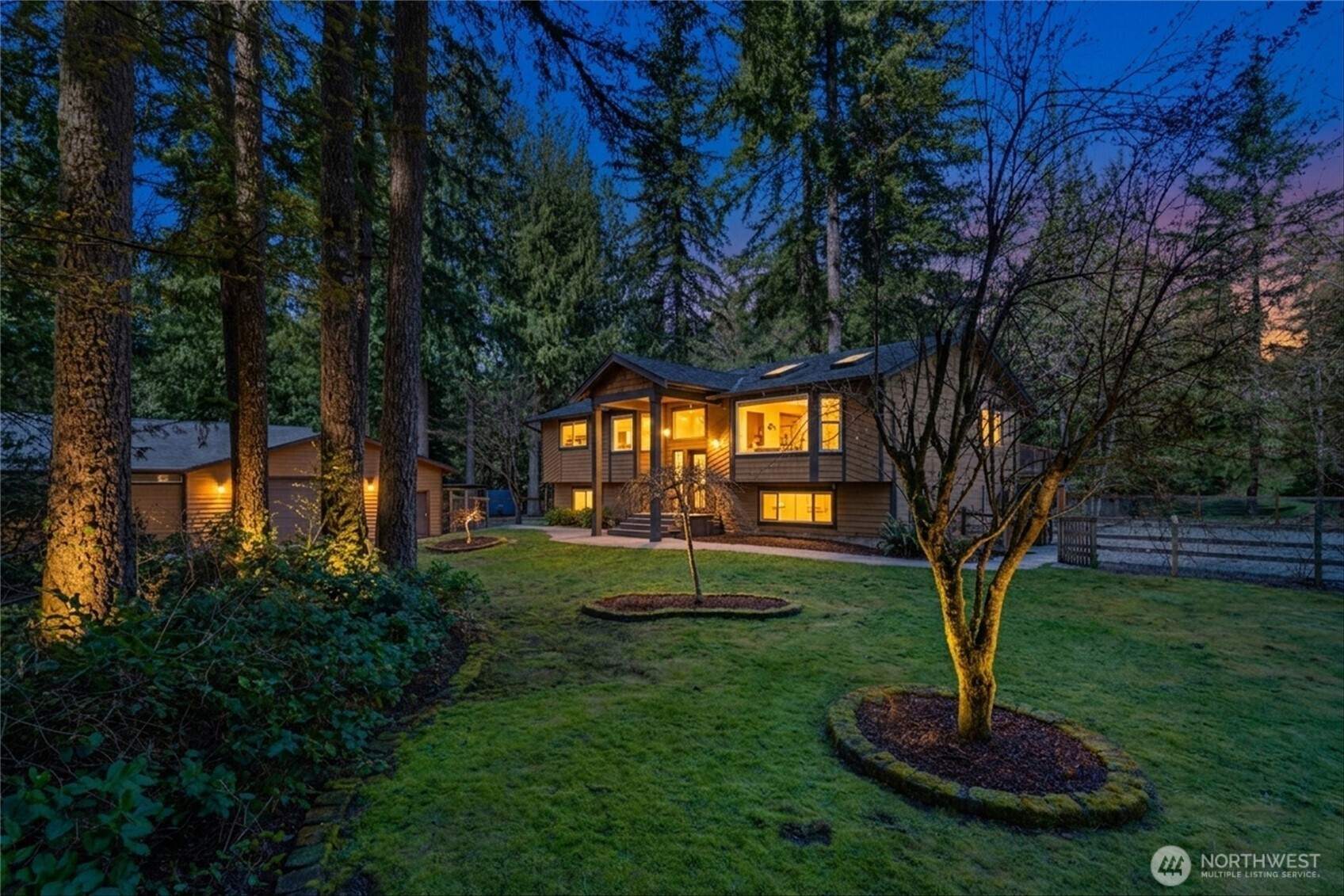 27422 SE 236th Street , Maple Valley, WA 98038