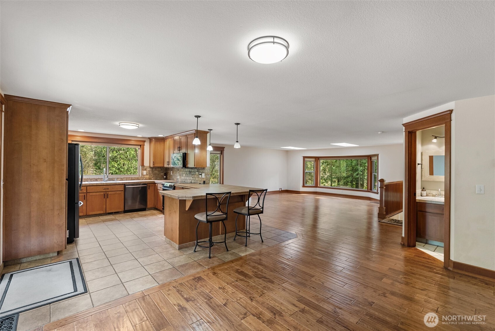 27422 SE 236th Street , Maple Valley, WA 98038