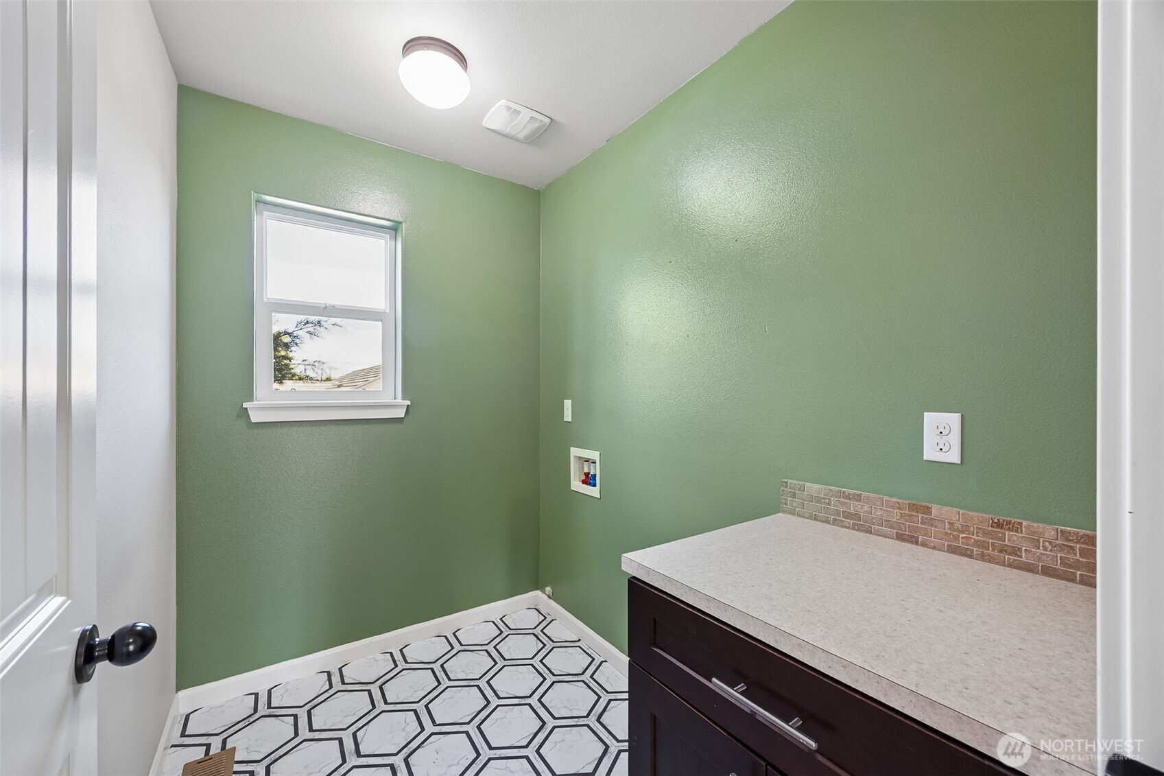 4703 Prestwick Lane SE, Lacey, WA 98513