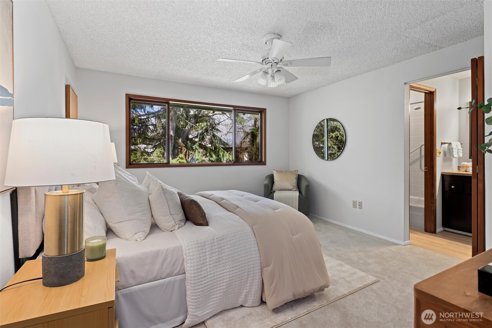 1230 101st Place NE #1230, Bellevue, WA 98004