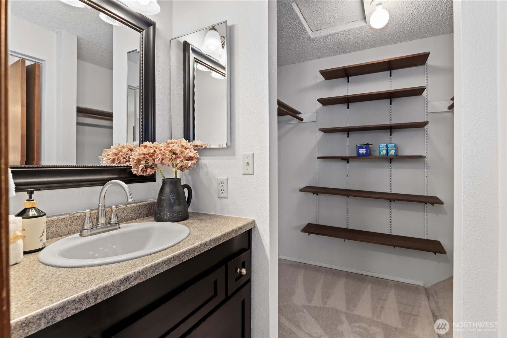 1230 101st Place NE #1230, Bellevue, WA 98004