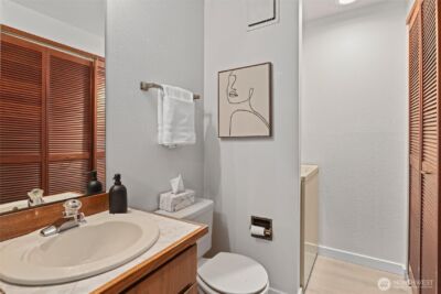 1230 101st Place NE #1230, Bellevue, WA 98004 - Photo 15
