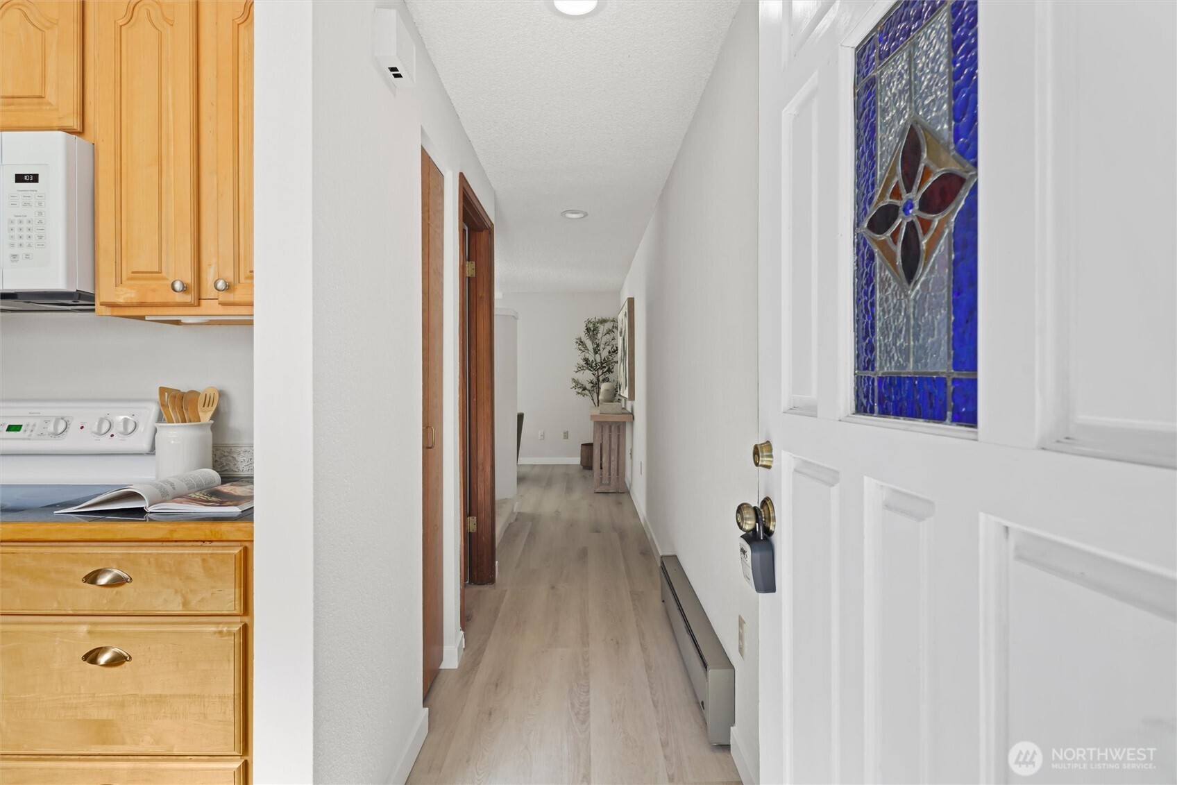 1230 101st Place NE #1230, Bellevue, WA 98004