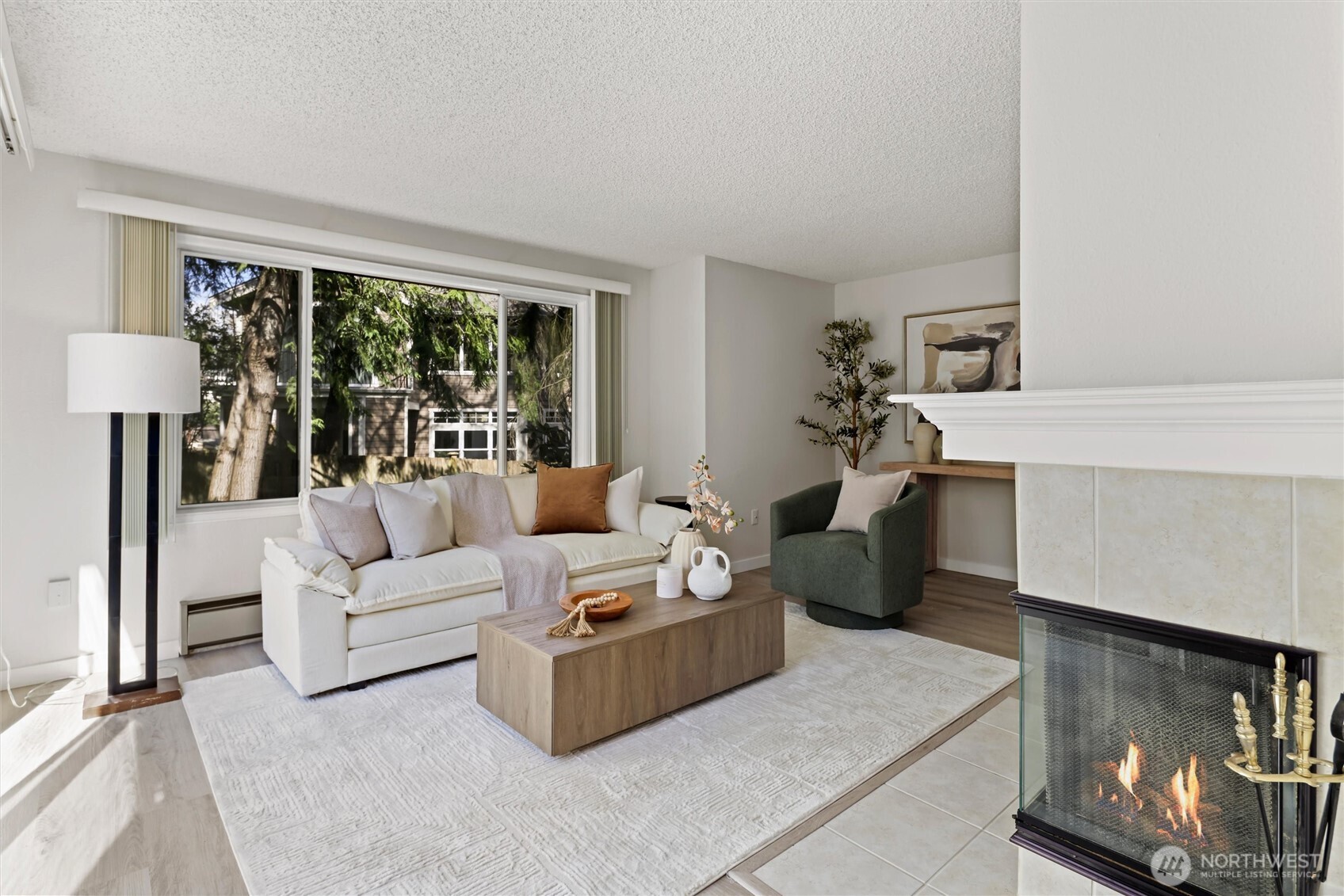 1230 101st Place NE #1230, Bellevue, WA 98004
