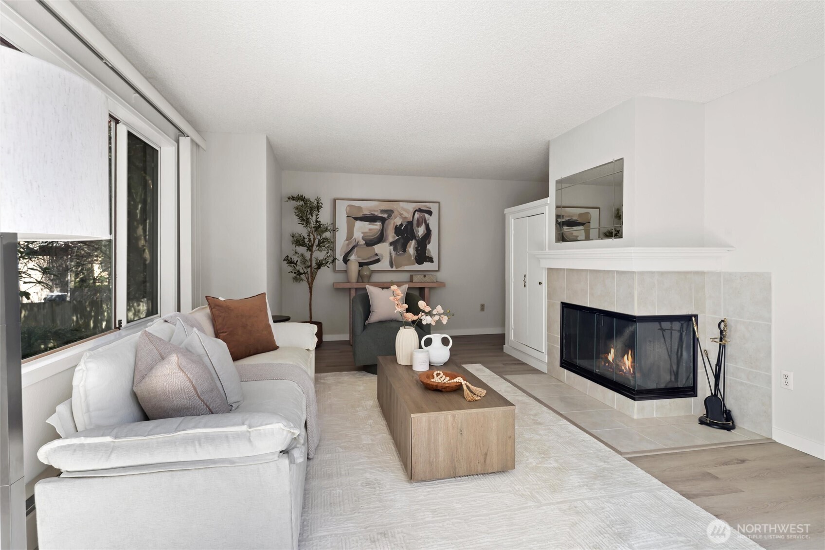 1230 101st Place NE #1230, Bellevue, WA 98004