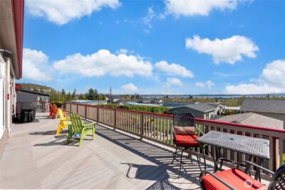 5511 Hillvue Road , Blaine, WA 98230-9532