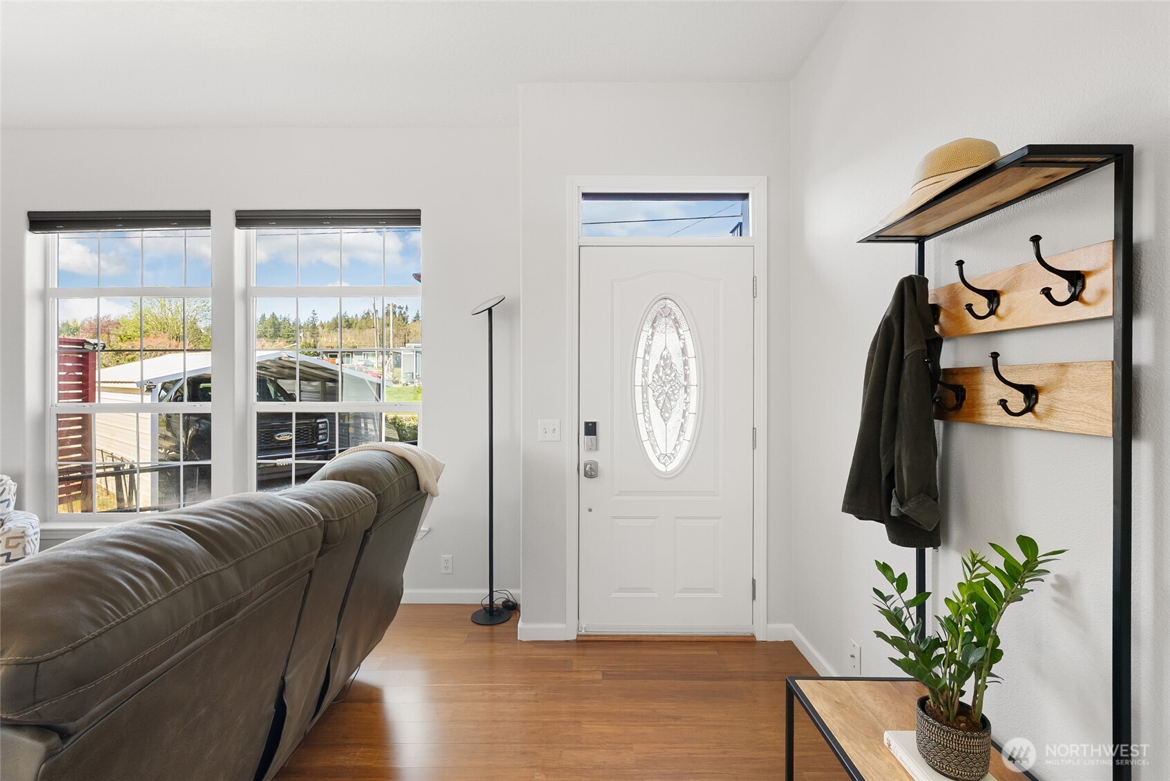 5511 Hillvue Road , Blaine, WA 98230-9532