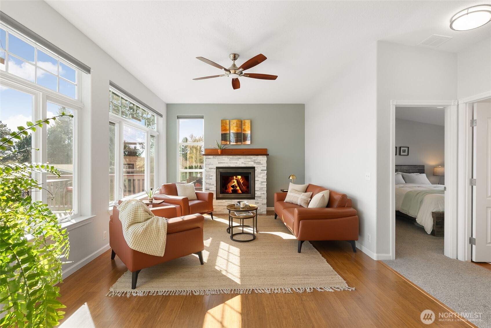 5511 Hillvue Road , Blaine, WA 98230-9532