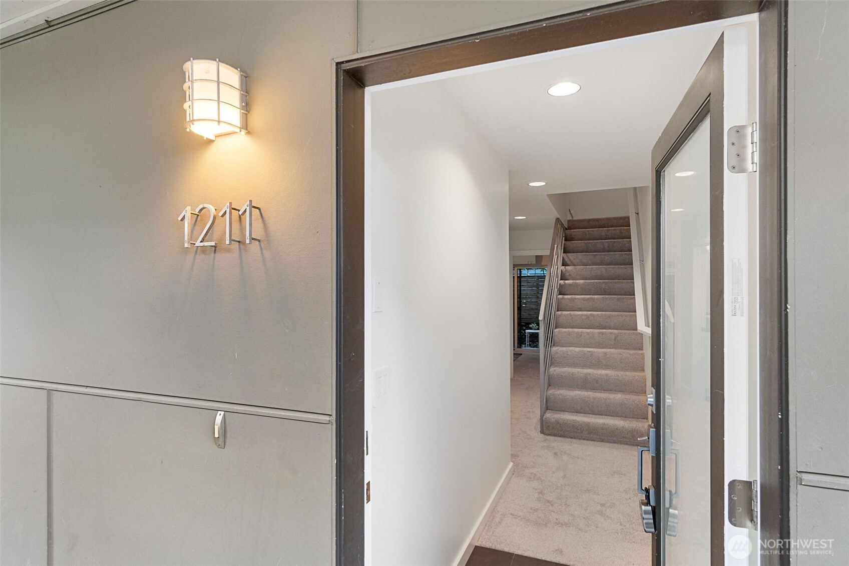 1211 S Grand Street , Seattle, WA 98144