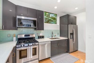 1211 S Grand Street , Seattle, WA 98144 - Photo 12