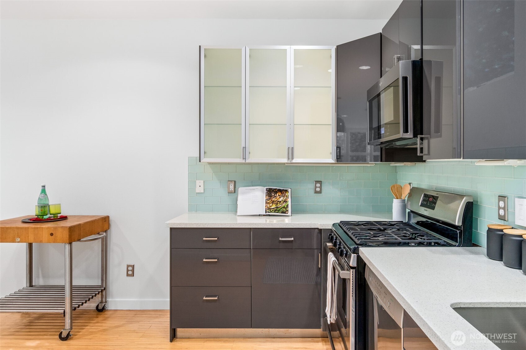 1211 S Grand Street , Seattle, WA 98144