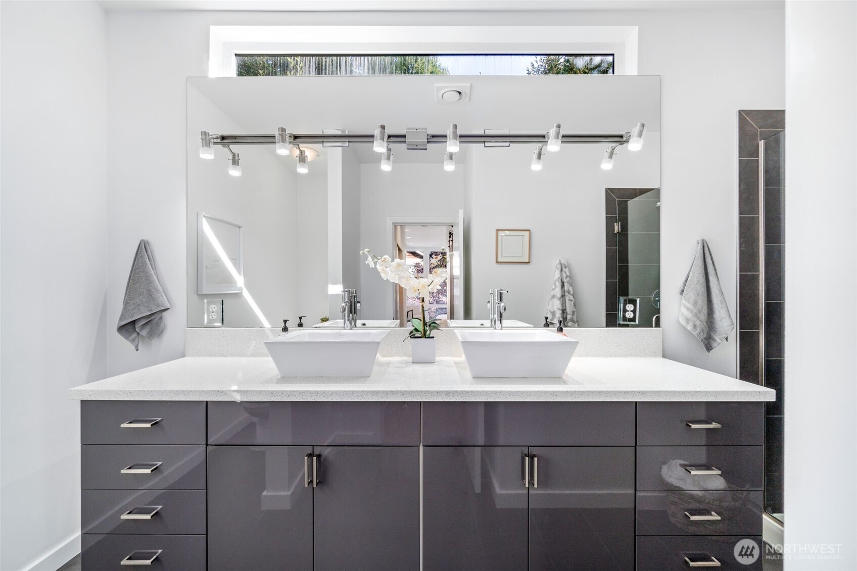 1211 S Grand Street , Seattle, WA 98144