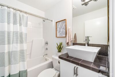 1211 S Grand Street , Seattle, WA 98144 - Photo 21