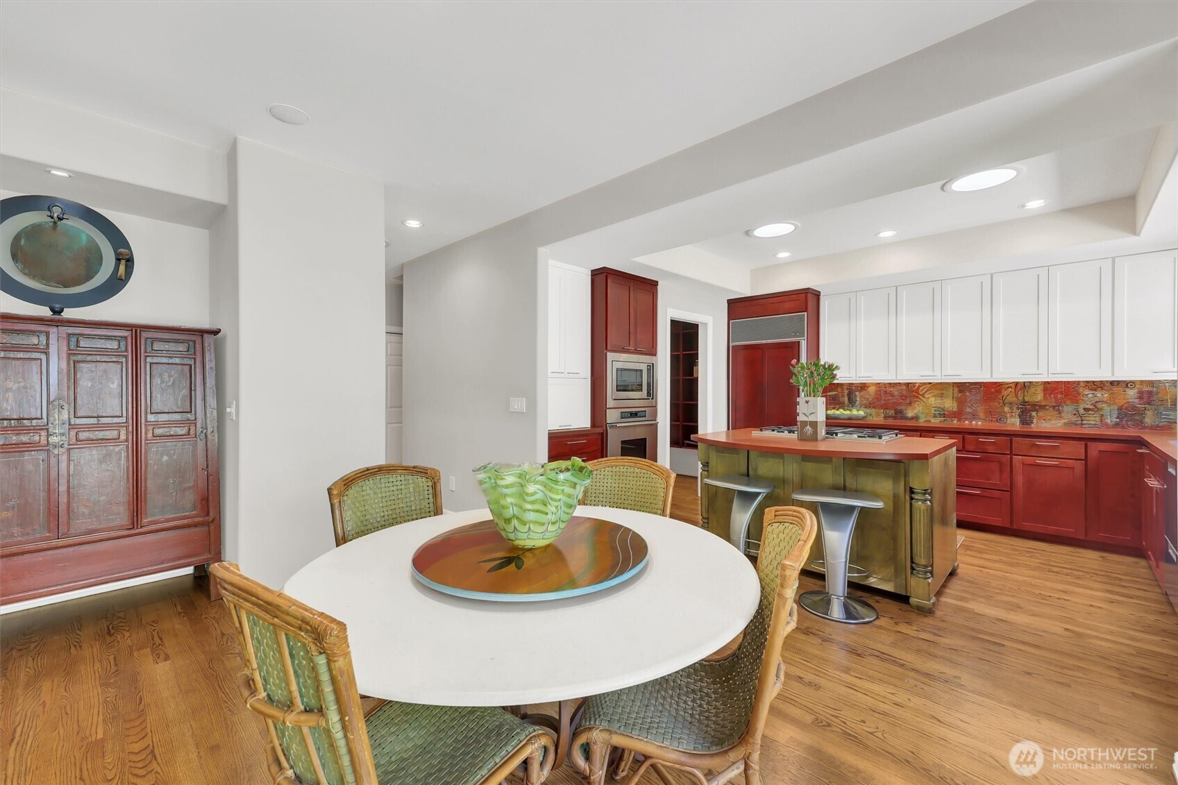 1434 108th Avenue NE, Bellevue, WA 98004