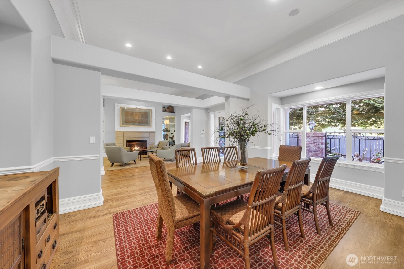 1434 108th Avenue NE, Bellevue, WA 98004