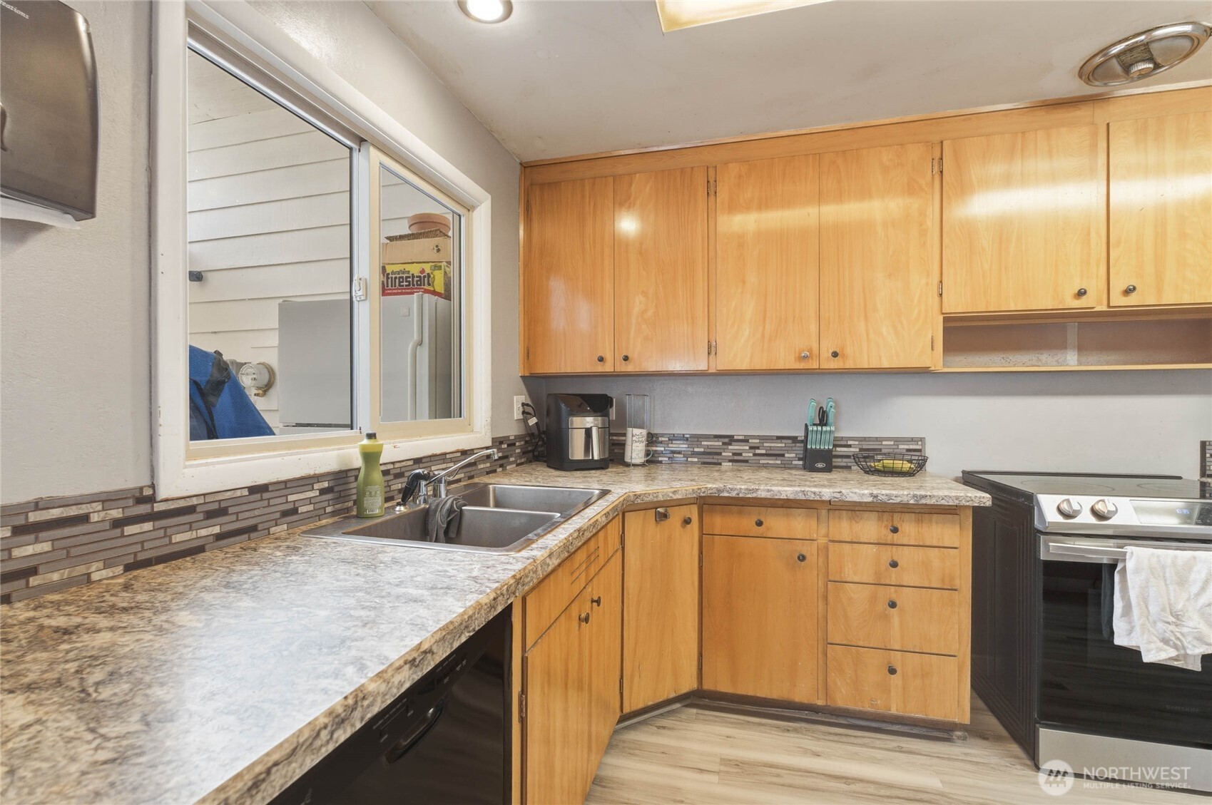 33 Furney Street , Wenatchee, WA 98801