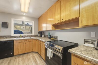 33 Furney Street , Wenatchee, WA 98801 - Photo 8