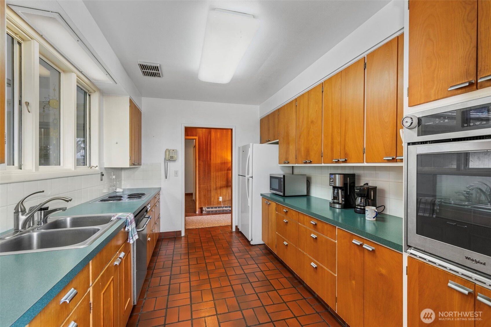 9428 Tracyton Boulevard NW, Bremerton, WA 98311