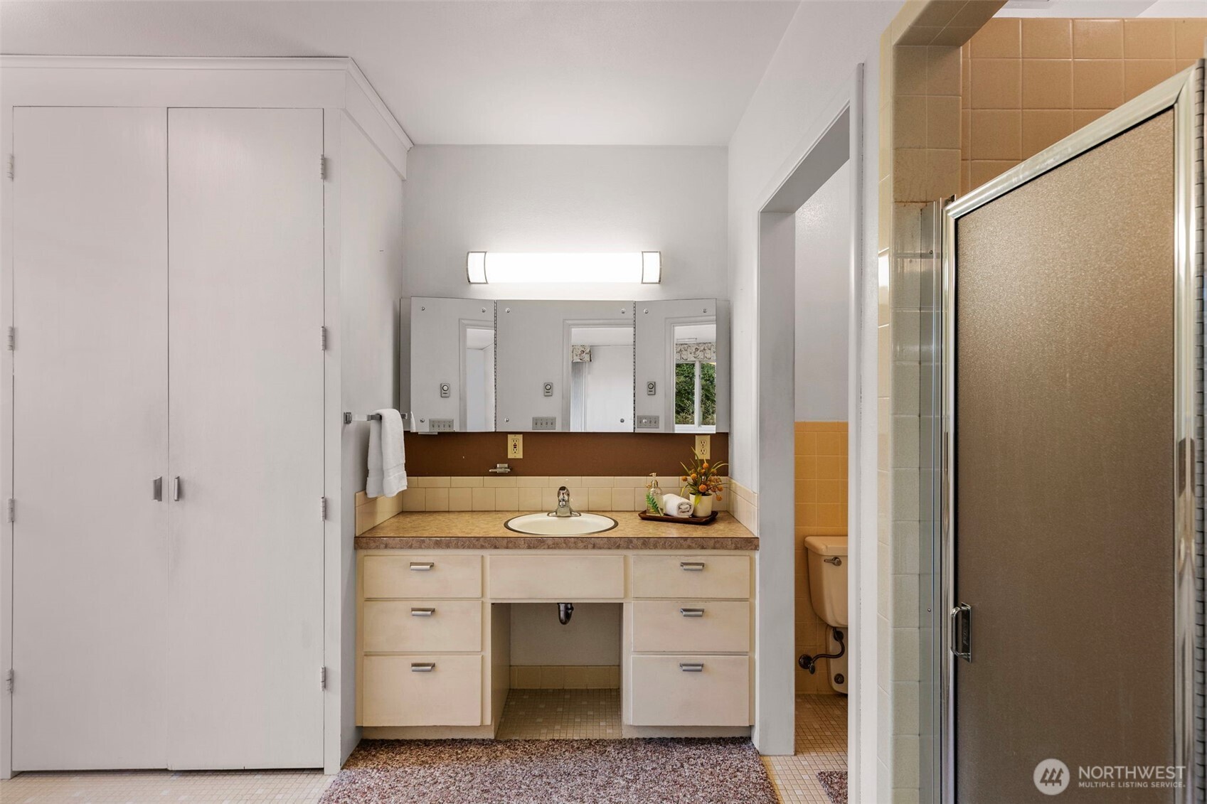 9428 Tracyton Boulevard NW, Bremerton, WA 98311