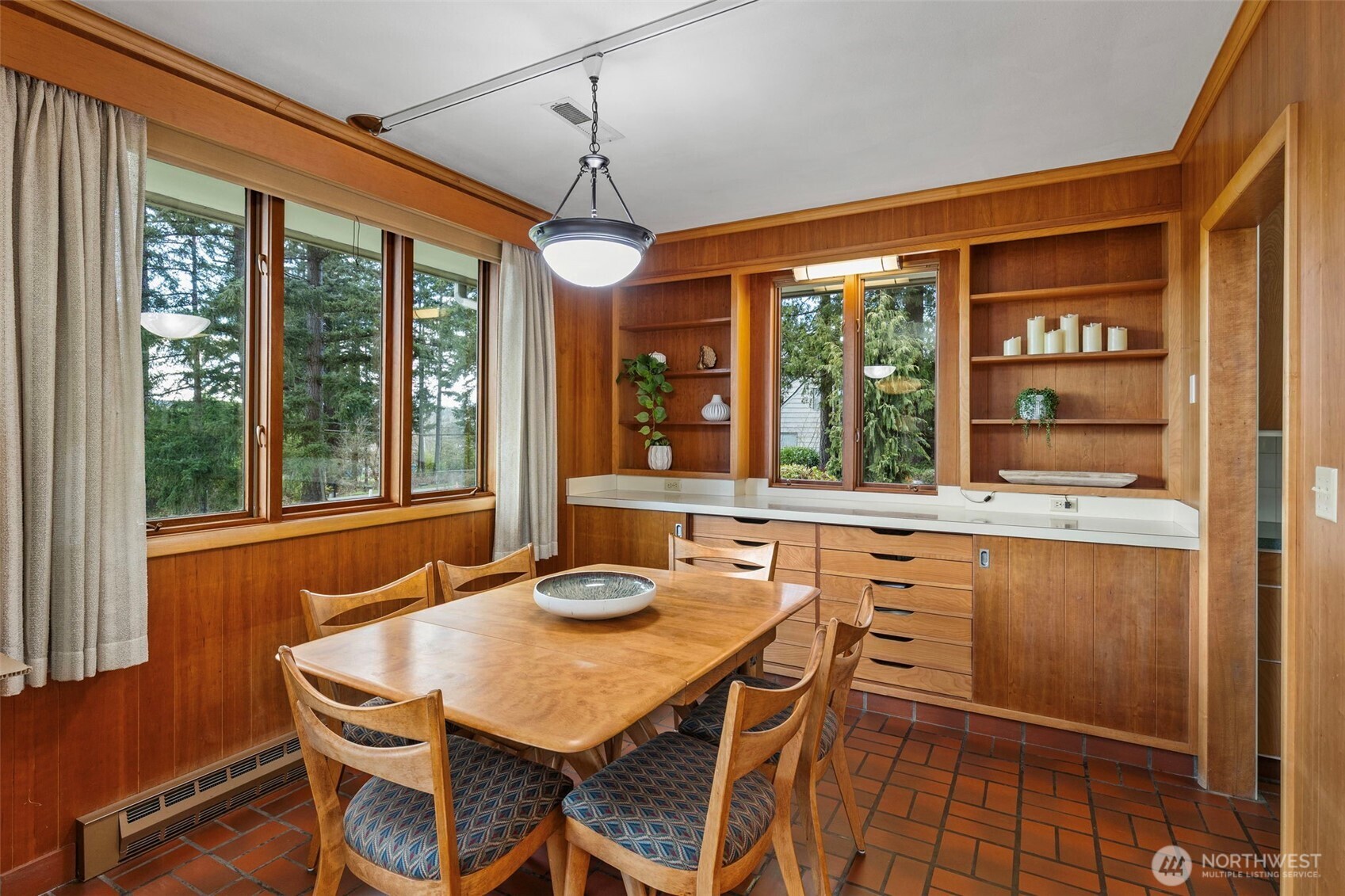 9428 Tracyton Boulevard NW, Bremerton, WA 98311