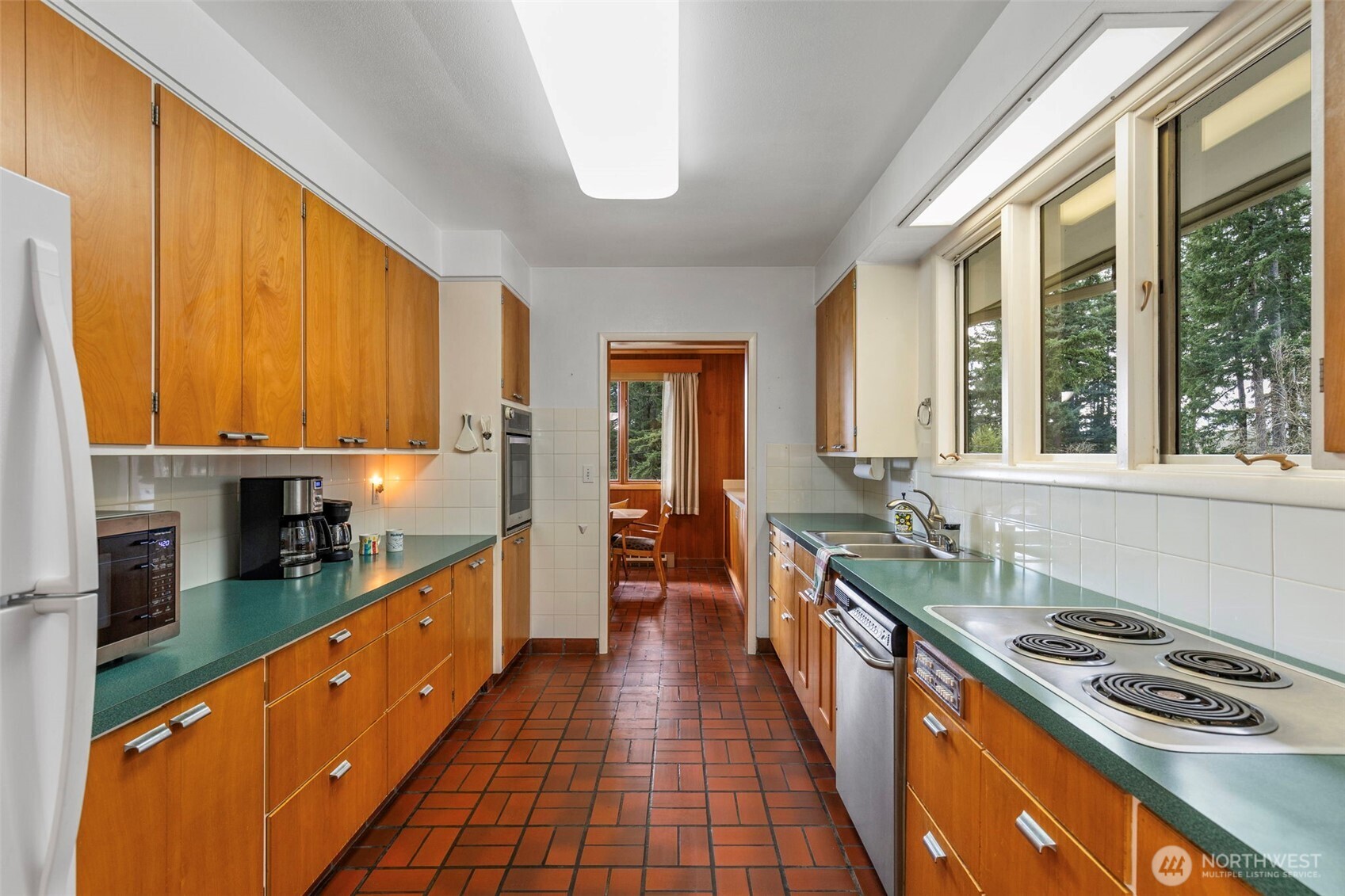 9428 Tracyton Boulevard NW, Bremerton, WA 98311