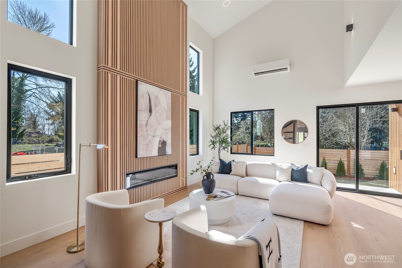 11279 59th Avenue S, Seattle, WA 98178