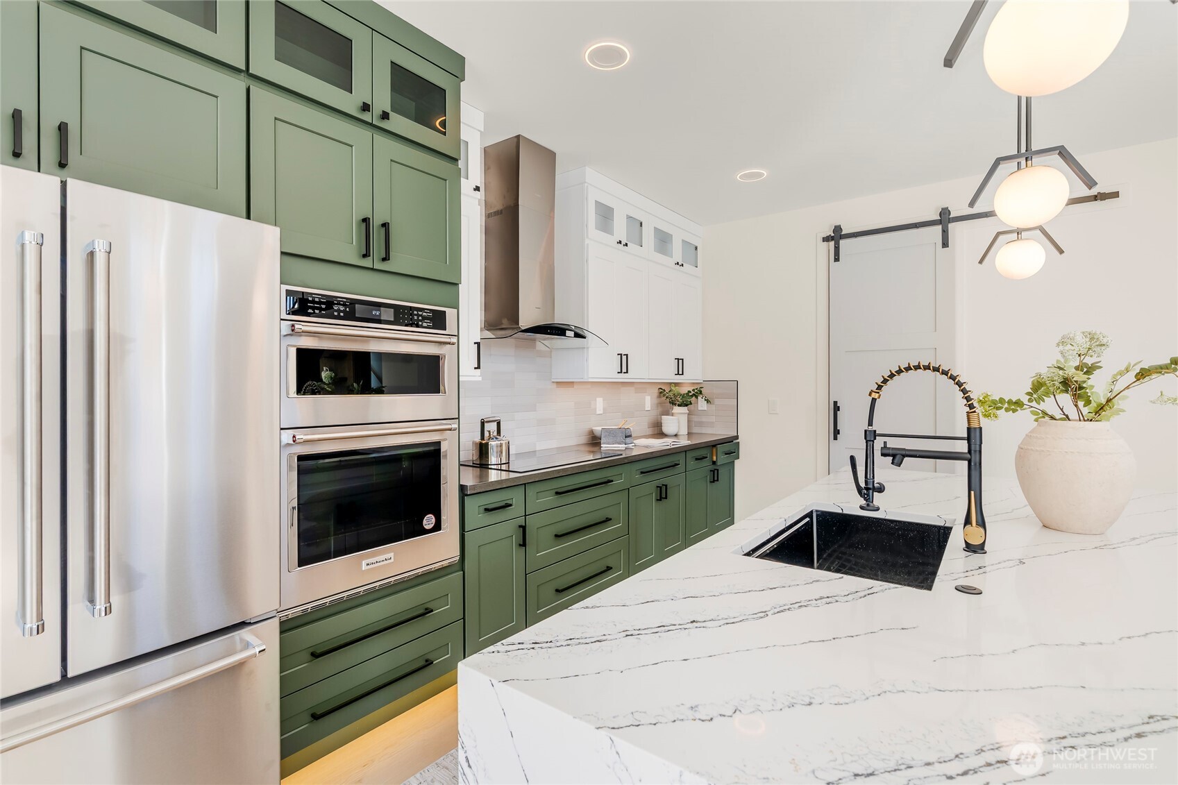 11279 59th Avenue S, Seattle, WA 98178