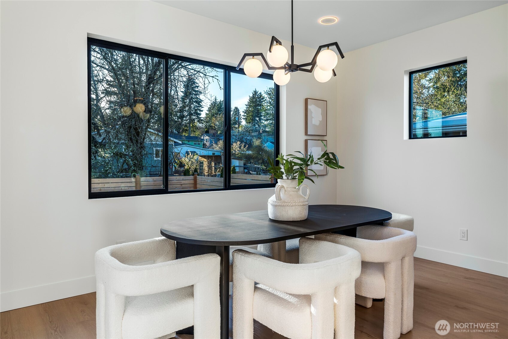 11279 59th Avenue S, Seattle, WA 98178