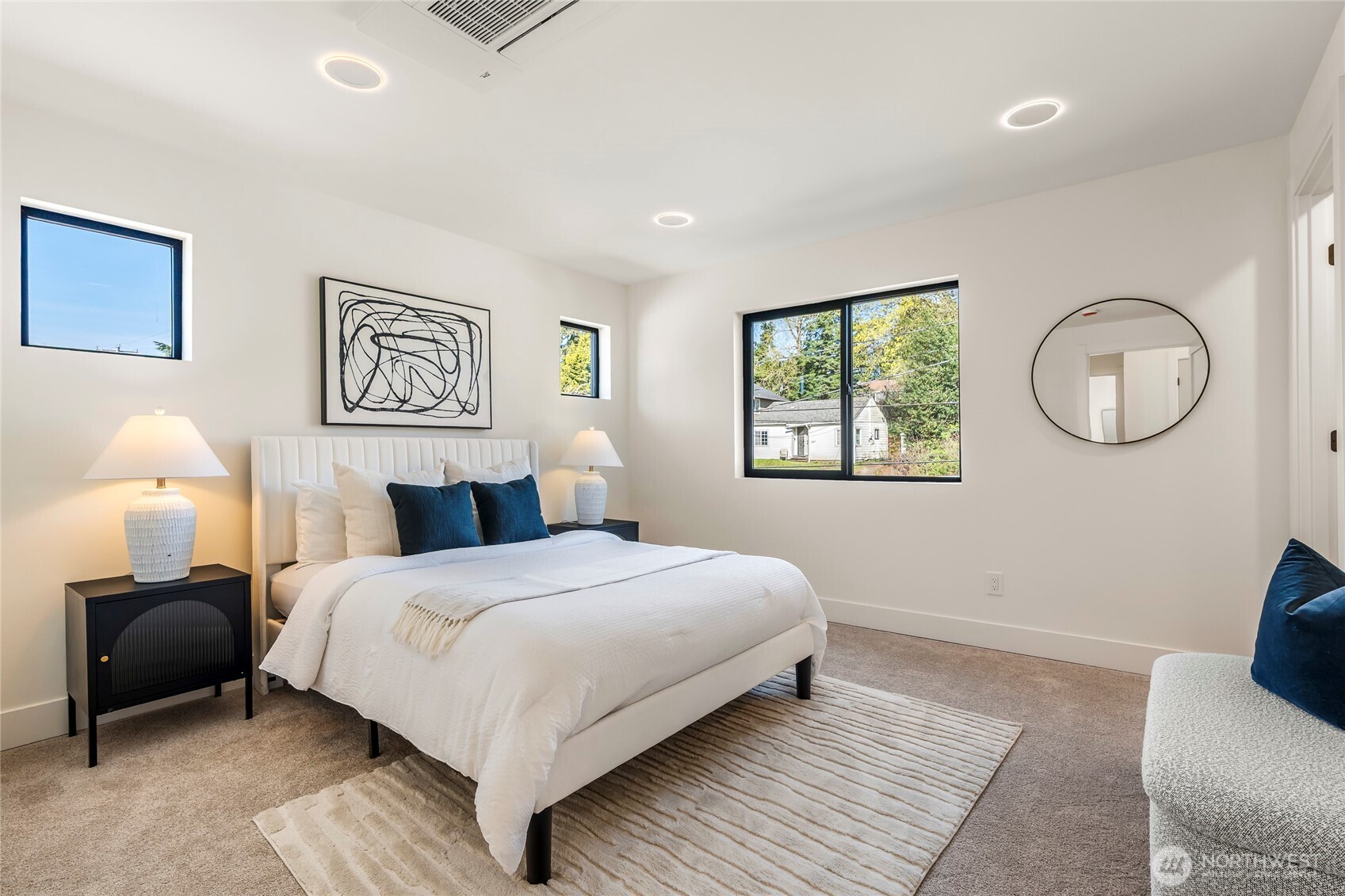 11279 59th Avenue S, Seattle, WA 98178