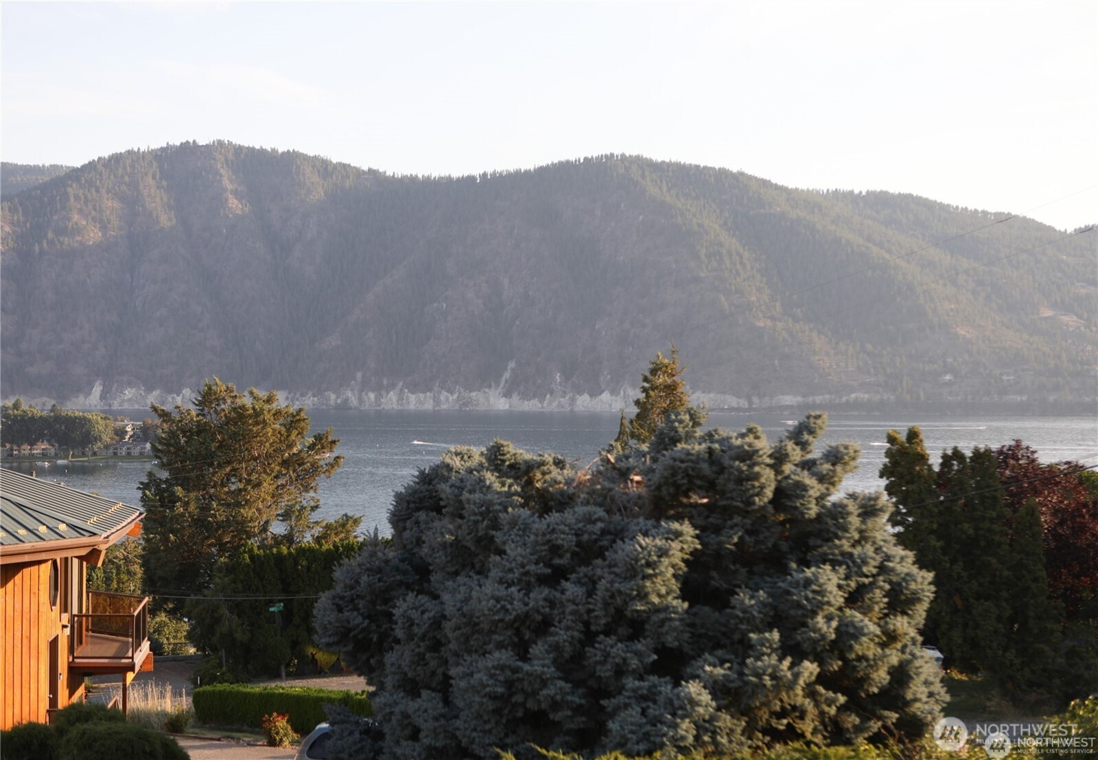 410 Totem Pole Road , Manson, WA 98831