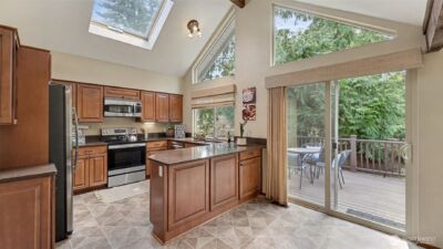 17621 157th Avenue SE, Renton, WA 98058 - Photo 12