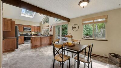 17621 157th Avenue SE, Renton, WA 98058 - Photo 15