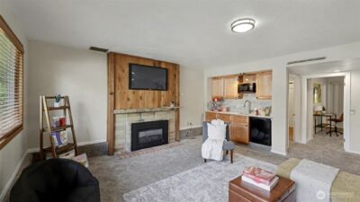 17621 157th Avenue SE, Renton, WA 98058 - Photo 29