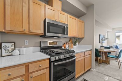 560 225th Lane NE #B202, Sammamish, WA 98074 - Photo 11