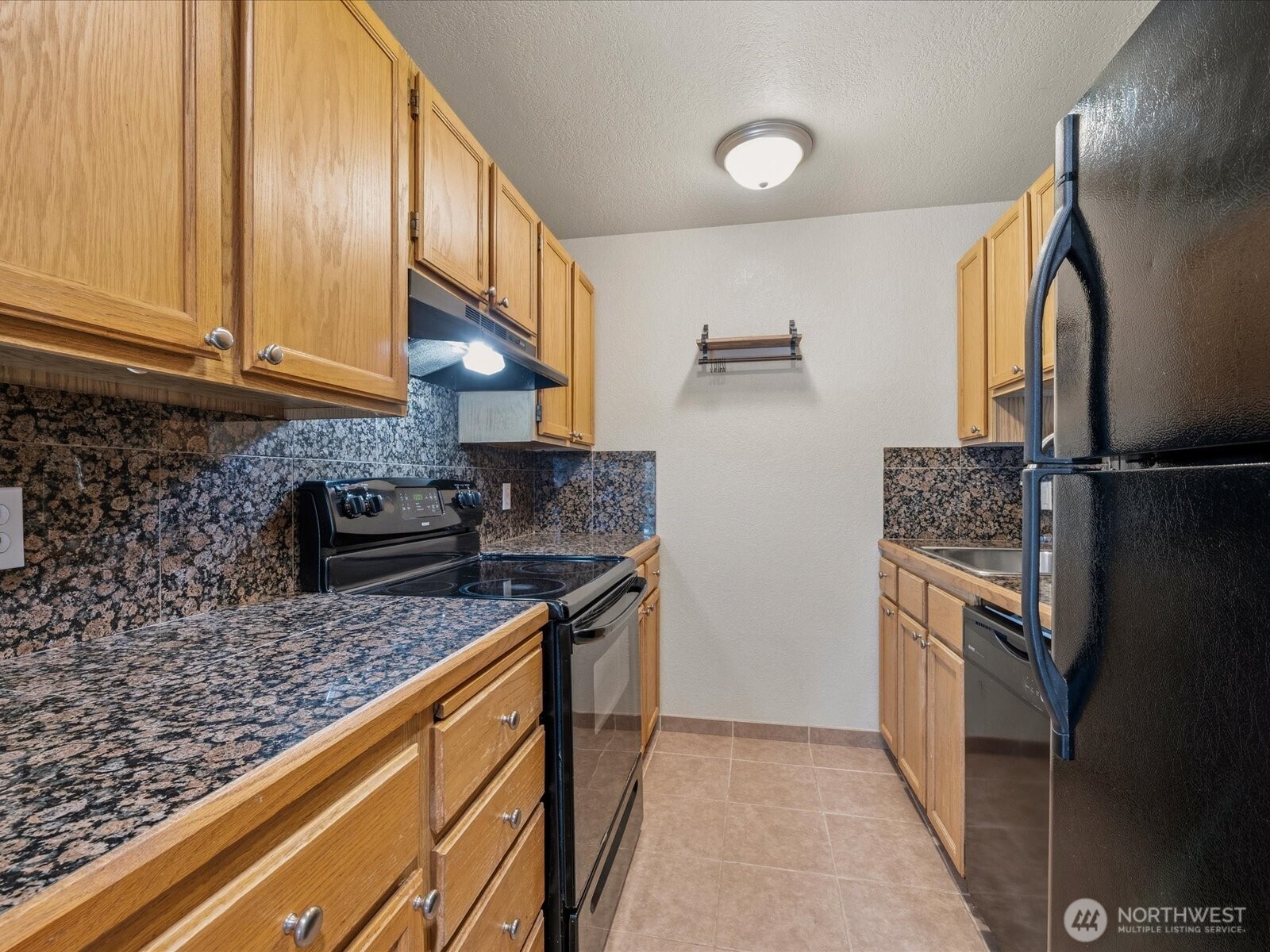 14344 N Stone Avenue #32, Seattle, WA 98133