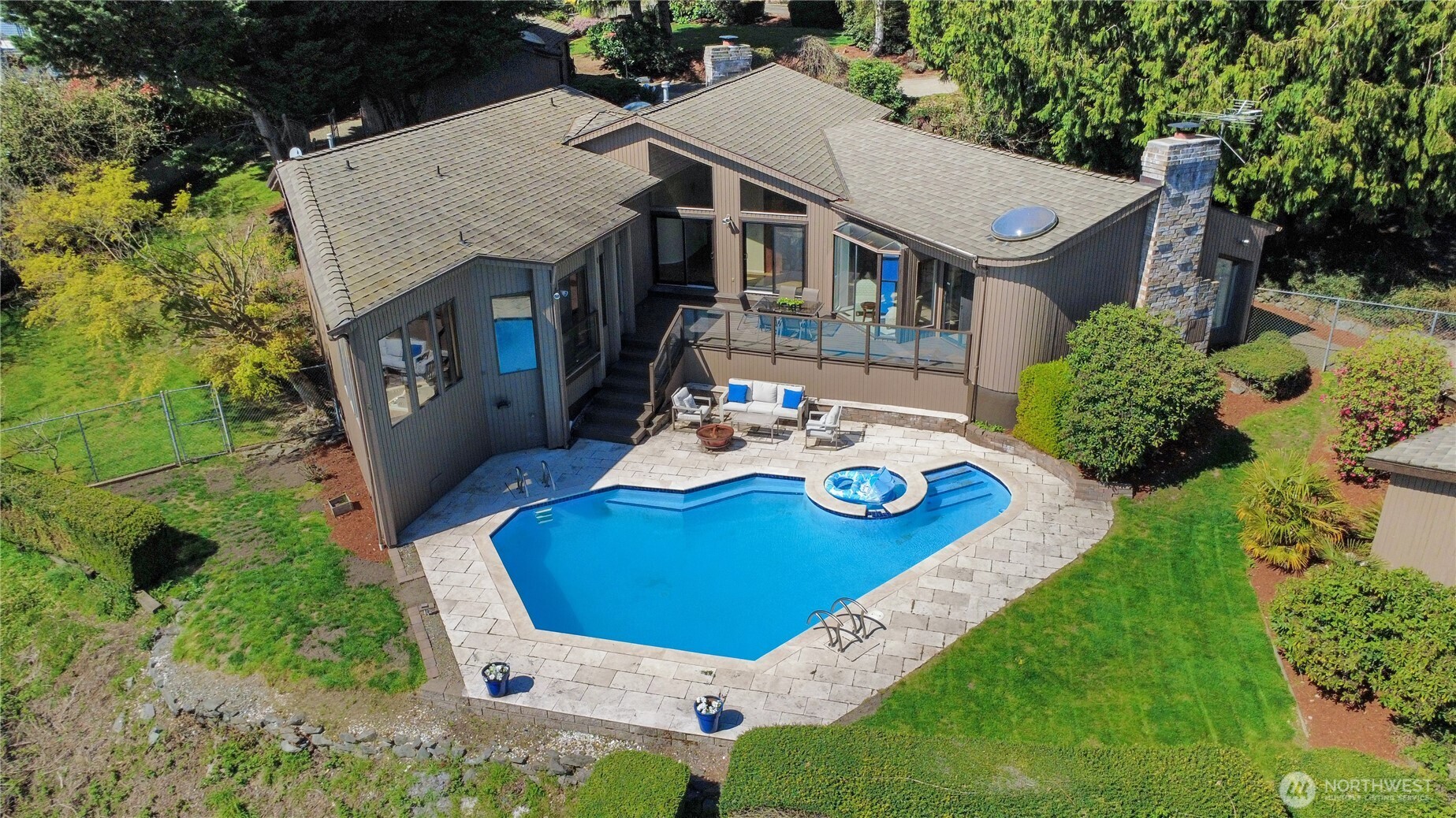 11403 136th Ave E , Puyallup, WA 98374